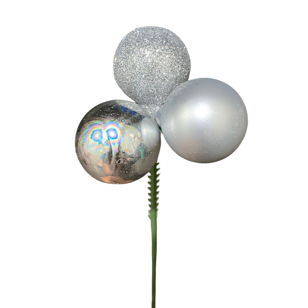 Triple Sliver Christmas Ball Pick